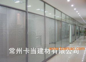 高隔断生产与价格指南 了解种类、铝型材选择及摄像制作服务